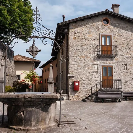Casa Del Pellegrino - Castelmonte