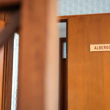 Casa Del Pellegrino - 2* Castelmonte