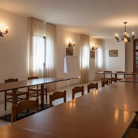 Casa Del Pellegrino - מלון