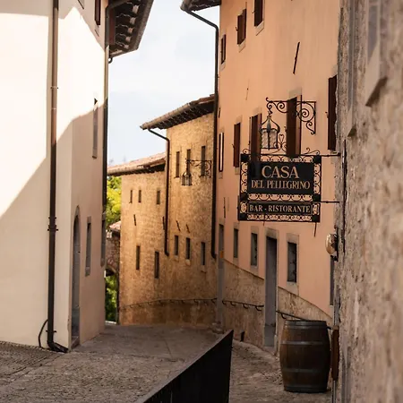 Casa Del Pellegrino - Hotel 2*