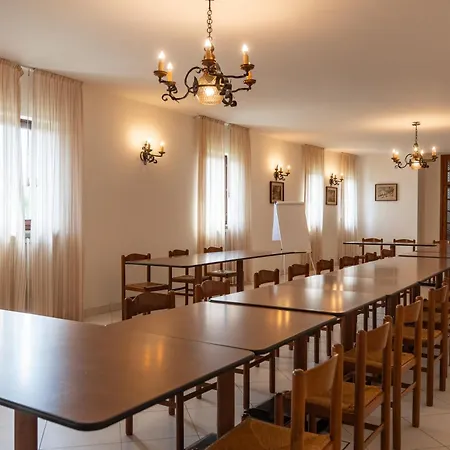 Casa Del Pellegrino - מלון 2*