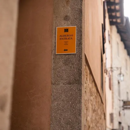 Casa Del Pellegrino - 2* Castelmonte