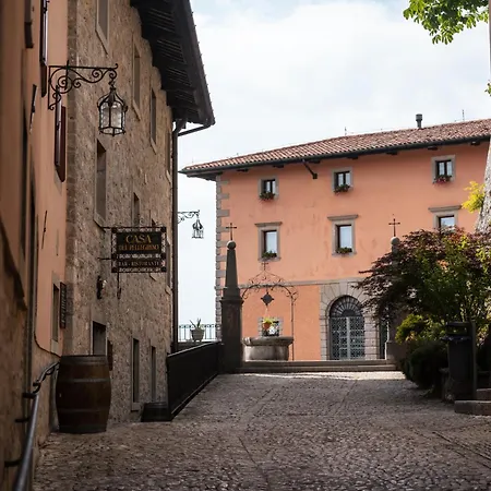 Casa Del Pellegrino - Hotel 2*