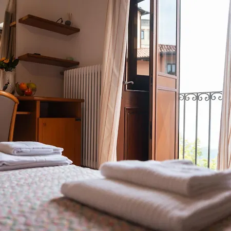 Casa Del Pellegrino - Hotel