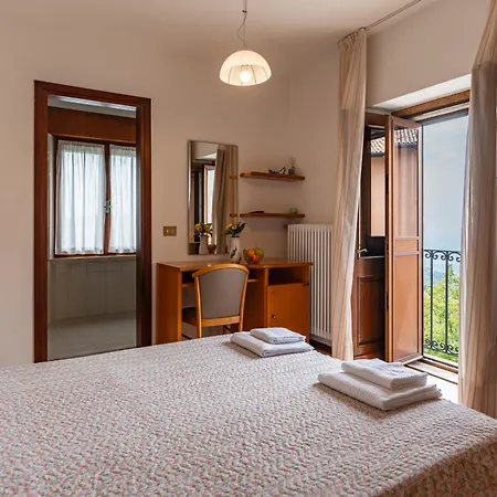 Casa Del Pellegrino - Hotel