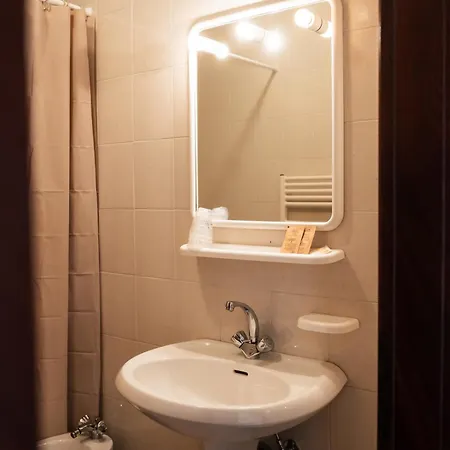 Casa Del Pellegrino - מלון