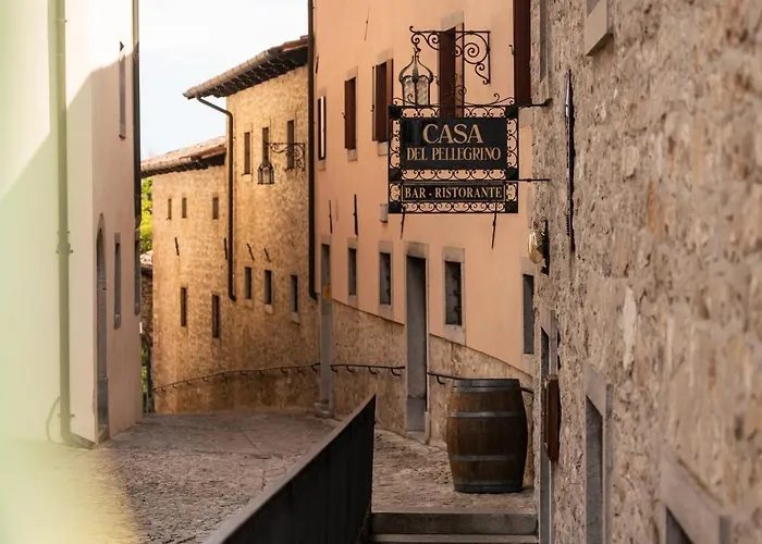 Szálloda Casa Del Pellegrino - 2*